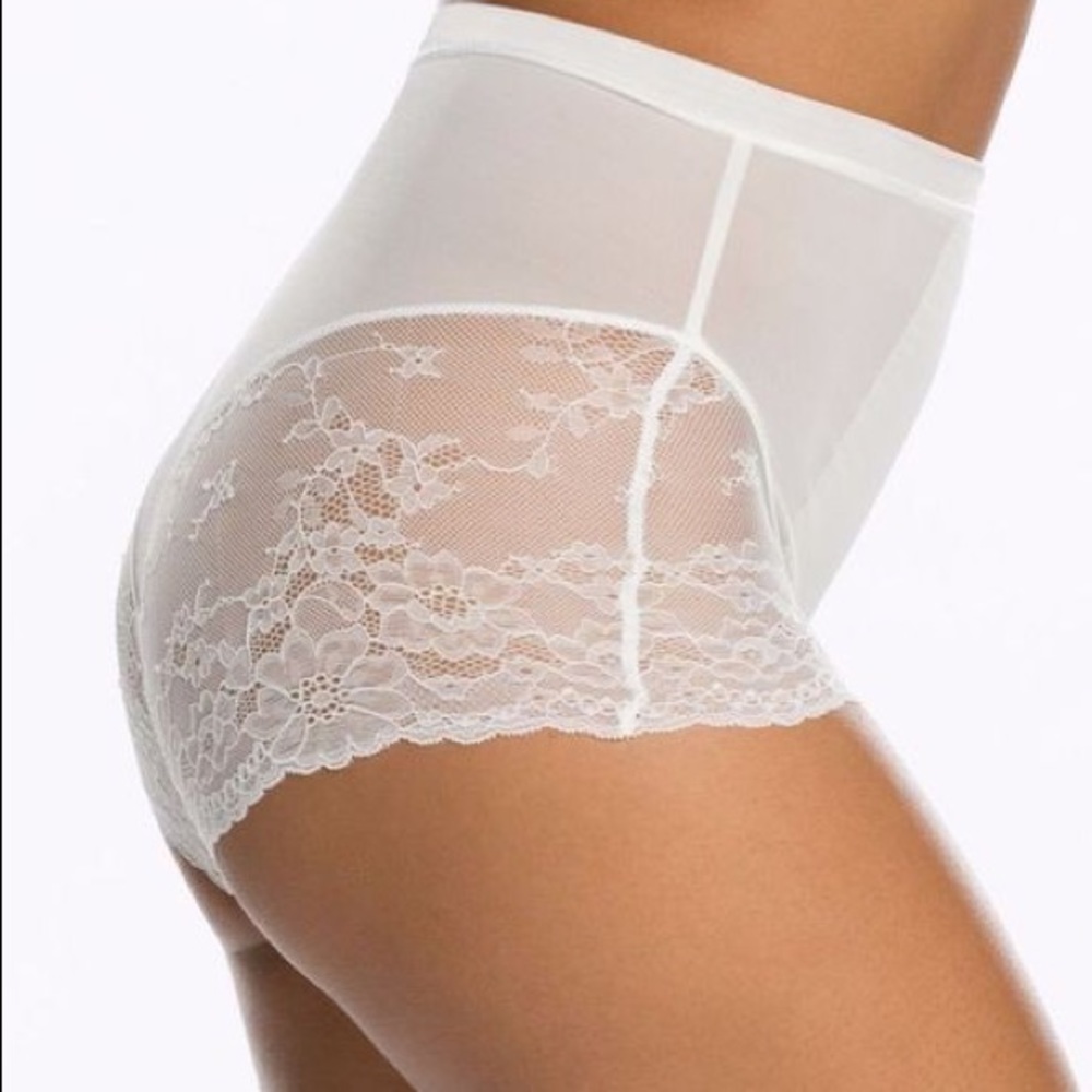 SPANX Spotlight on Lace Brief